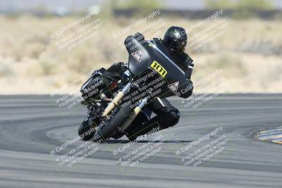 media/Apr-26-2025-BRL Bagger Racing League (Sat) [[9e270f465f]]/3-Super Street Baggers Qualifying/